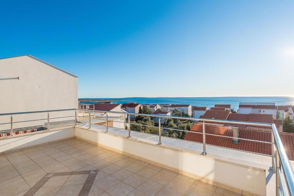 Vile Sunca Novalja Exterior photo